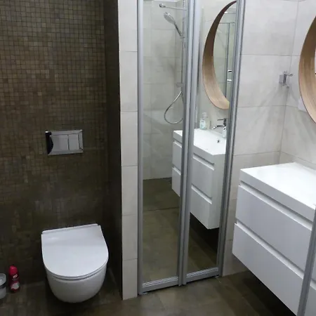 Apartament Szmaragd *
